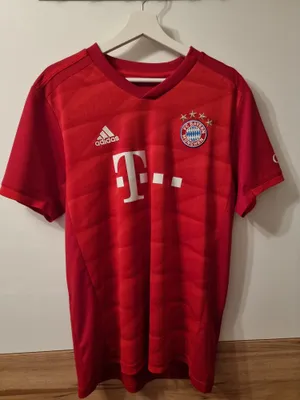 Collection Bayern München 2019-20 Heimtrikot Lewandowski 