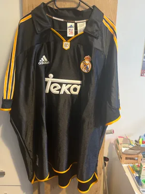 Collection Real Madrid Black 1999-00