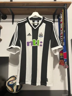Collection Newcastle United Home 2001-03