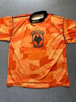 Collection Wolverhampton Wanderers Training(?) Fan Shirt(?) 1992-93