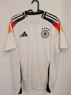 Collection Deutschland Heimtrikot 2024