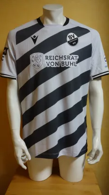Collection 24/25
SV Sandhausen
Dominic Baumann