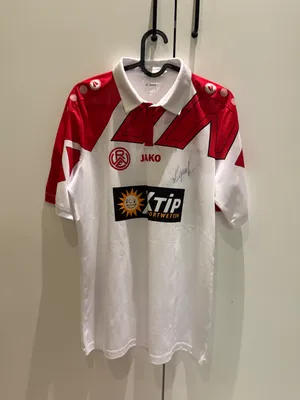 Collection Rot-Weiss Essen Red 2017-18