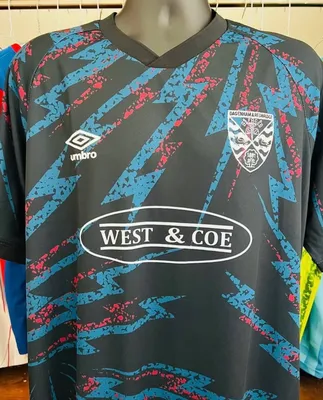 Collection Dag & Red 2025-26 Away