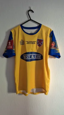 Collection Dagenham & Redbridge FC Luminescent Yellow 2024-25