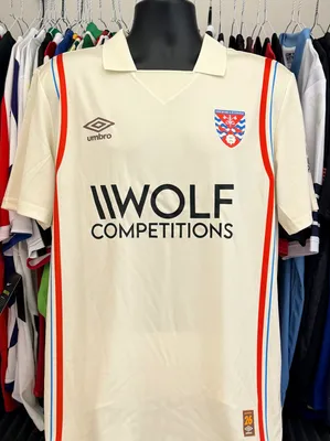 Collection Dag & Red 2026-28 Away