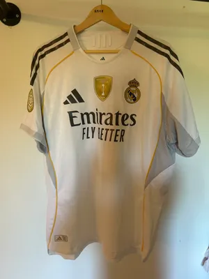 Collection Real Madrid 25/26 Home Valverde 8