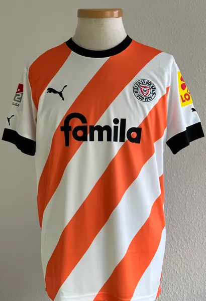 Holstein Kiel J.Korb #23 "Baustelle"