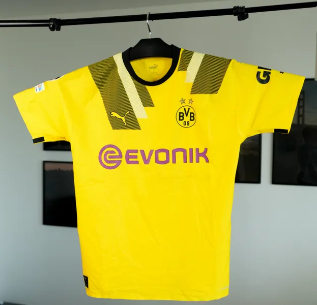 Borussia Dortmund Özcan 6 matchworn
